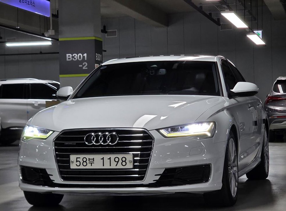 아우디 A6 40 TDI 콰트로