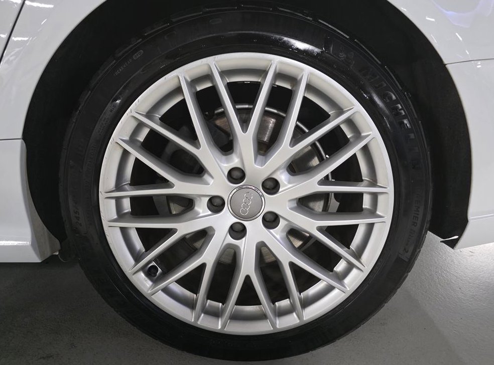 아우디 A6 40 TDI 콰트로 사진 19
