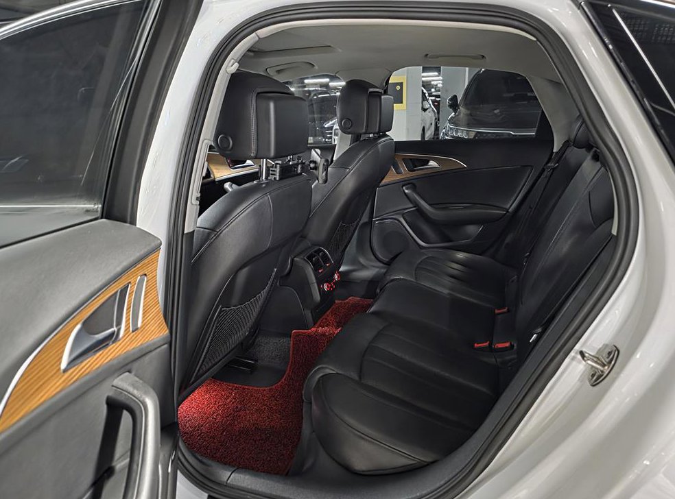 아우디 A6 40 TDI 콰트로 사진 8