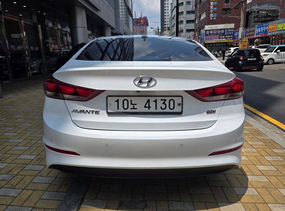 현대 아반떼 1.6 GDI 모던 사진 15
