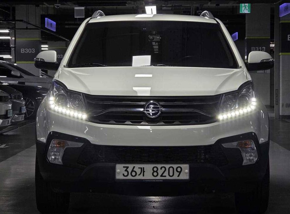 KG모빌리티(쌍용)  코란도 2.2 RX 2WD 사진 5