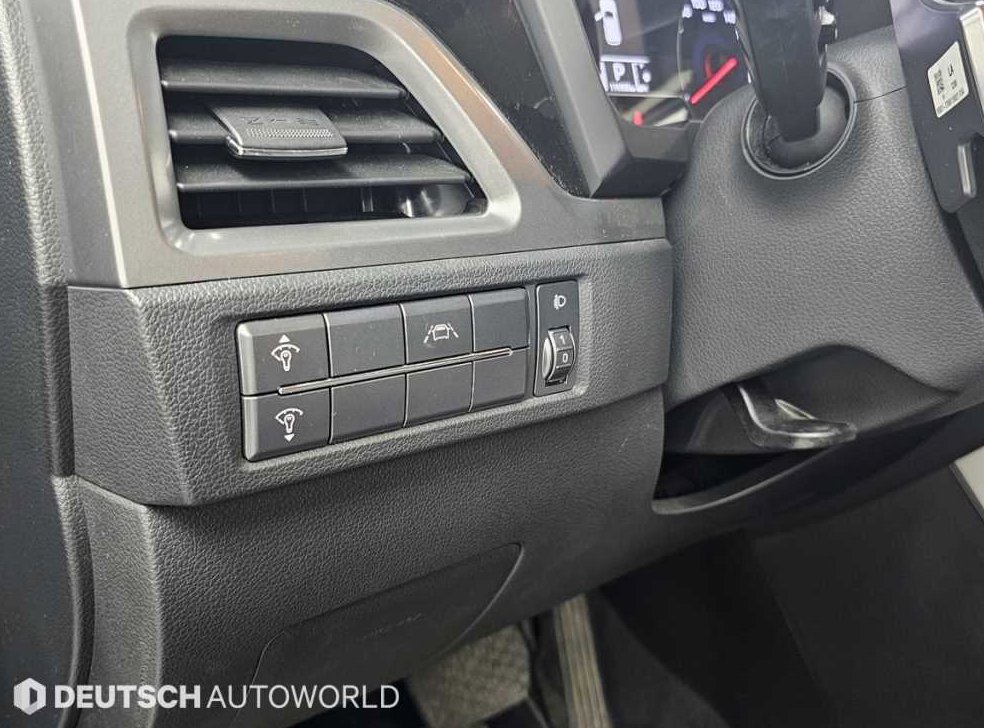 KG모빌리티(쌍용)  코란도 2WD 디젤 1.6 C5 플러스 사진 17