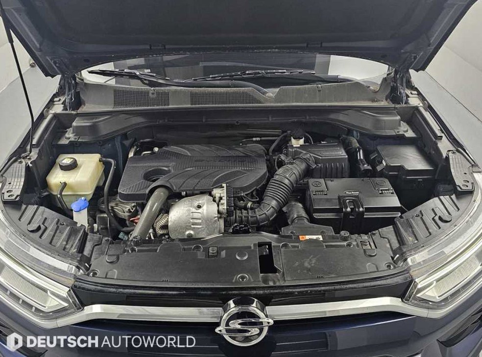 KG모빌리티(쌍용)  코란도 2WD 디젤 1.6 C5 플러스 사진 6
