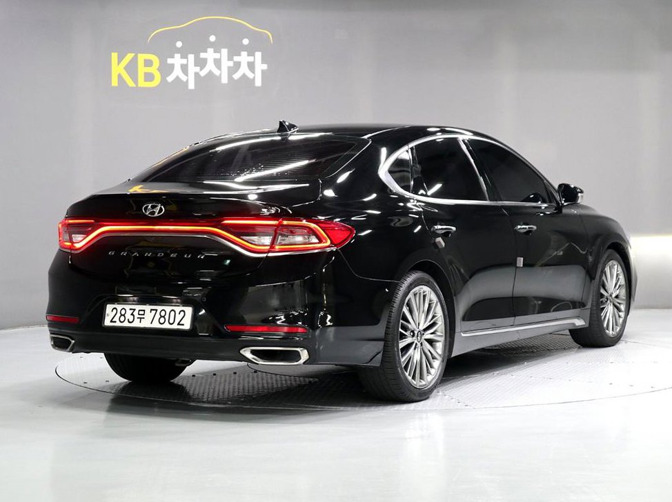 현대 그랜저 3.3 GDI 셀러브리티 사진 3