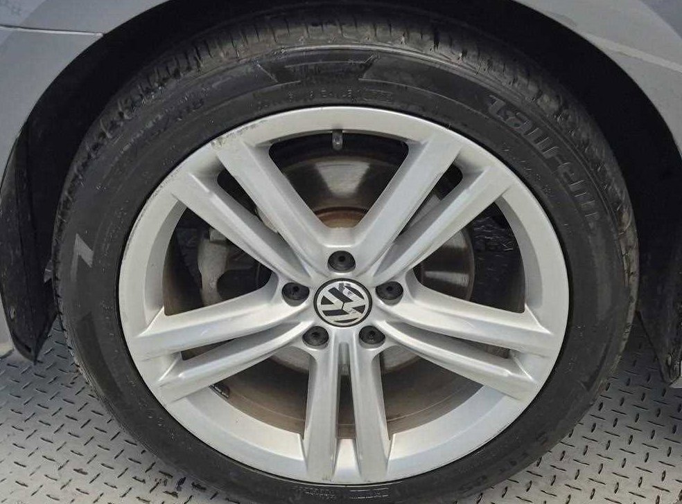 폭스바겐 파사트 2.0 TDI 사진 19