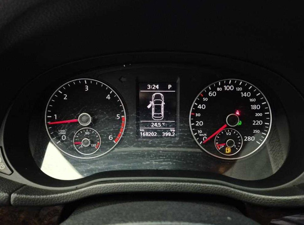 폭스바겐 파사트 2.0 TDI 사진 6