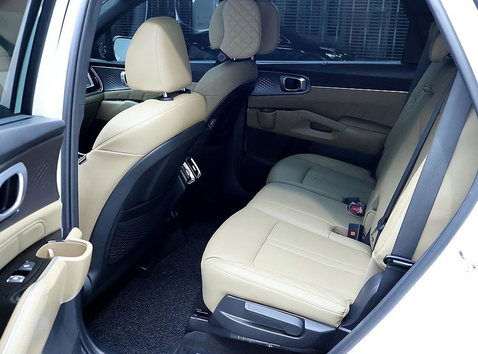 기아 쏘렌토 가솔린 2.5T 2WD 시그니처 그래비티 사진 12