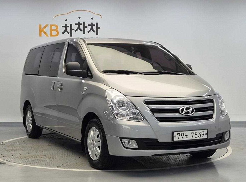 현대 스타렉스 12인승 왜건 사진 4