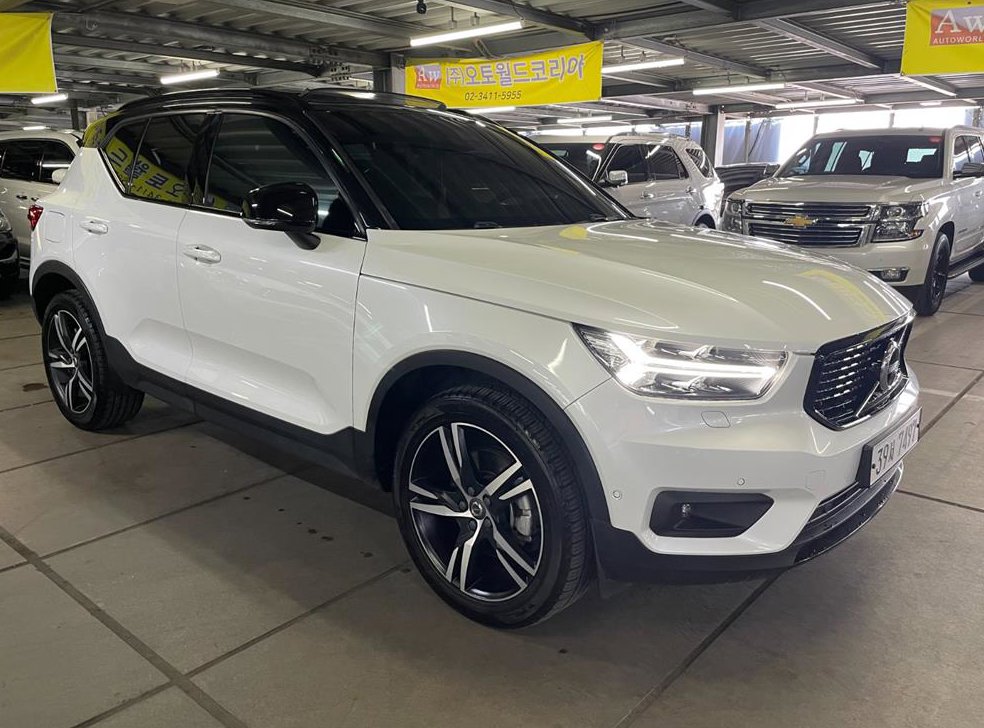 볼보 XC40 T4 4WD R-디자인 사진 2