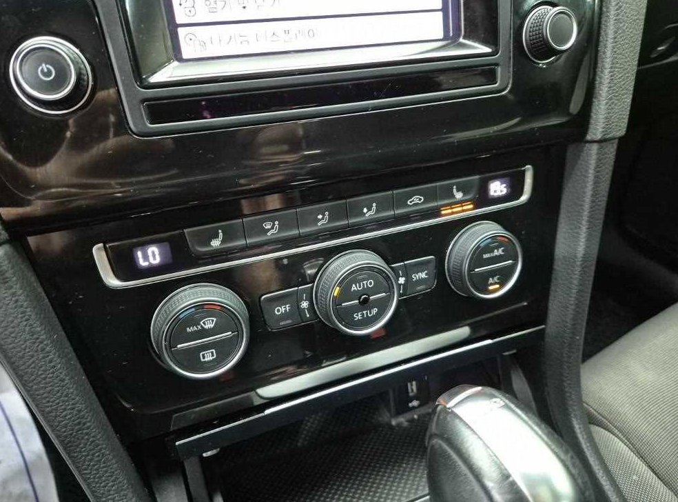 폭스바겐 골프 2.0 TDI 사진 15