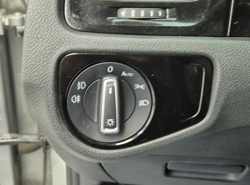 폭스바겐 골프 2.0 TDI 사진 16