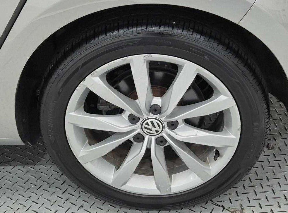 폭스바겐 골프 2.0 TDI 사진 20