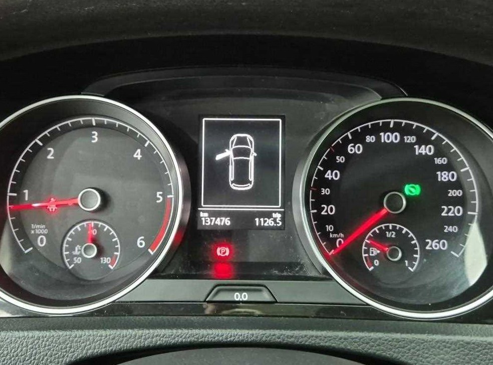 폭스바겐 골프 2.0 TDI 사진 6