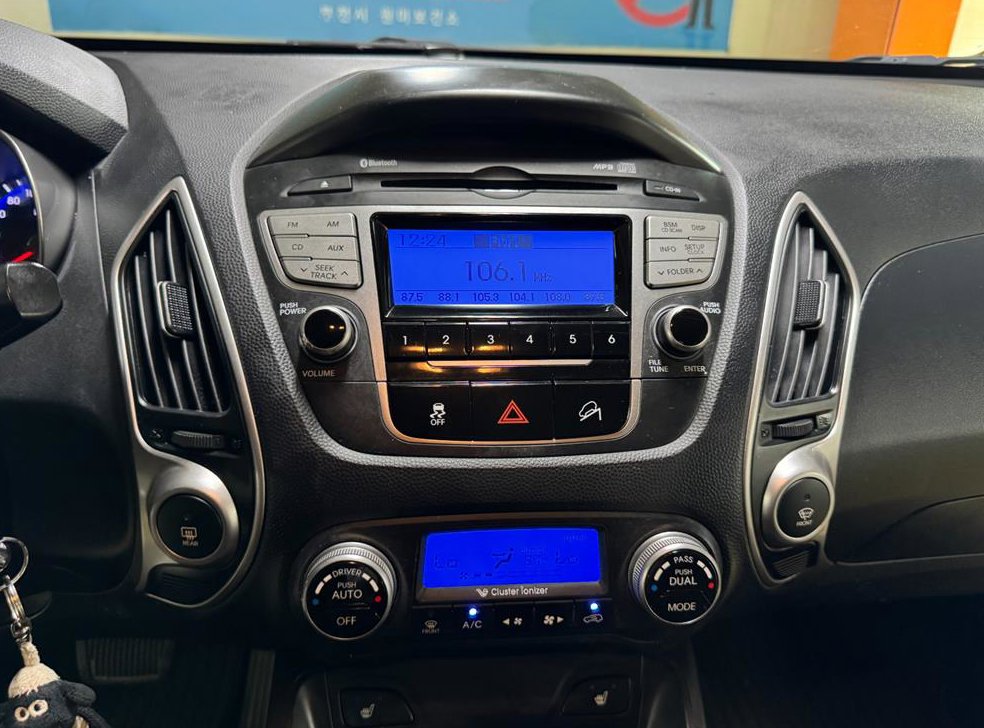 현대 투싼 2WD VGT LX20 사진 10