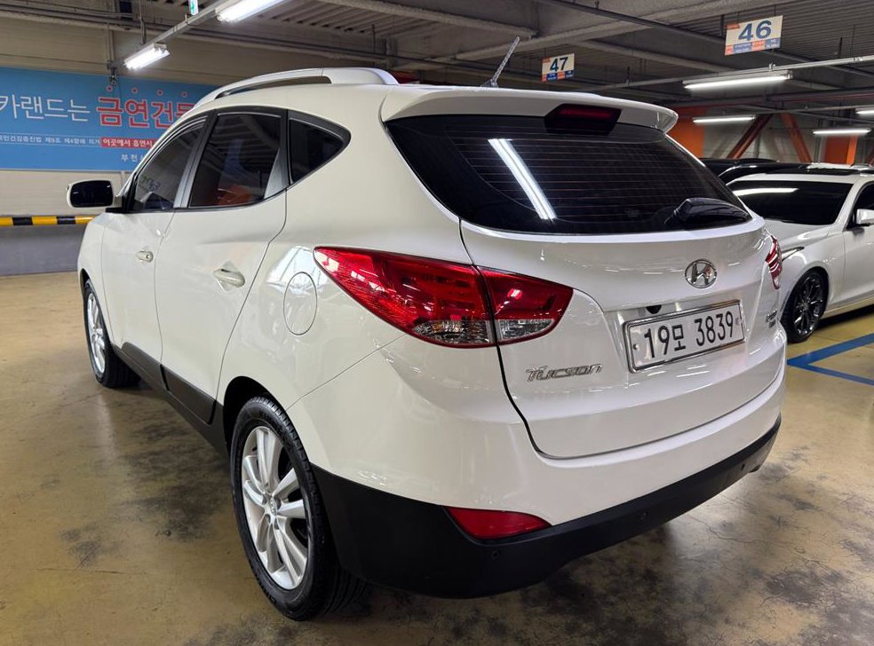 현대 투싼 2WD VGT LX20 사진 4