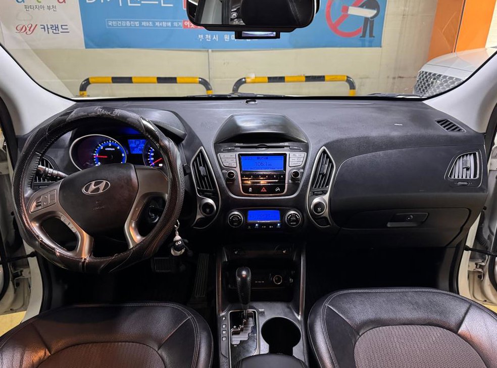 현대 투싼 2WD VGT LX20 사진 8