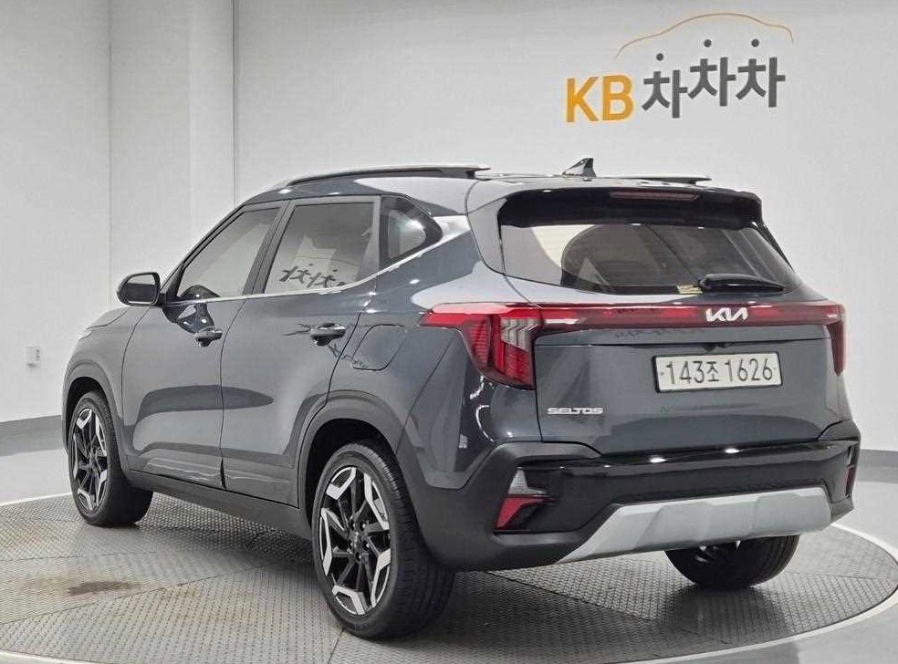 기아 셀토스 가솔린 1.6 터보 2WD 사진 2