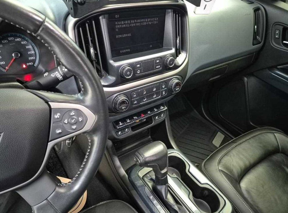 쉐보레 콜로라도 3.6 Z71-X 미드나잇 4WD 사진 10