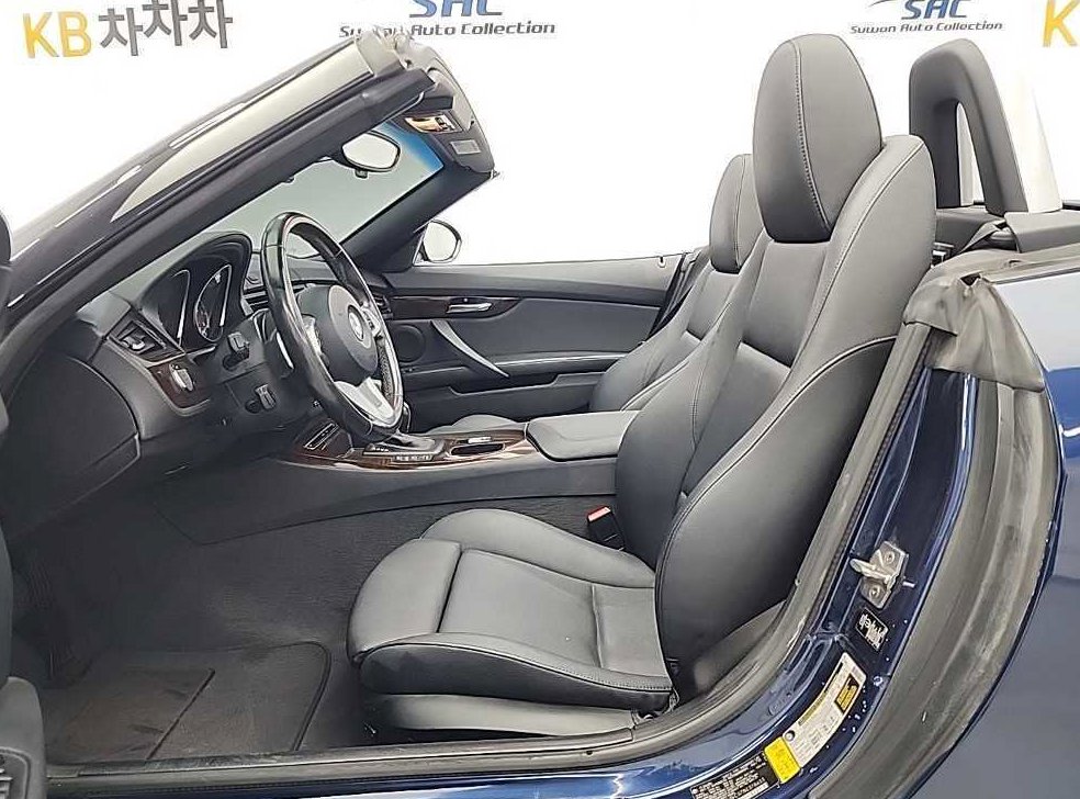 BMW Z4 sDrive 30i 사진 11