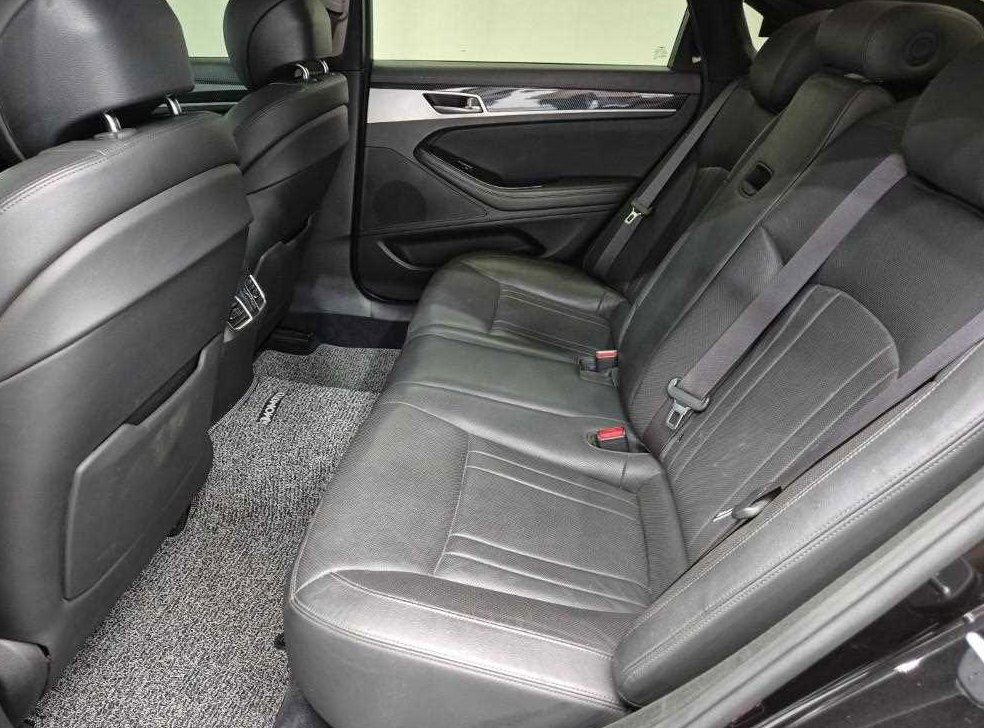 제네시스 G80 3.3 GDI AWD 사진 12