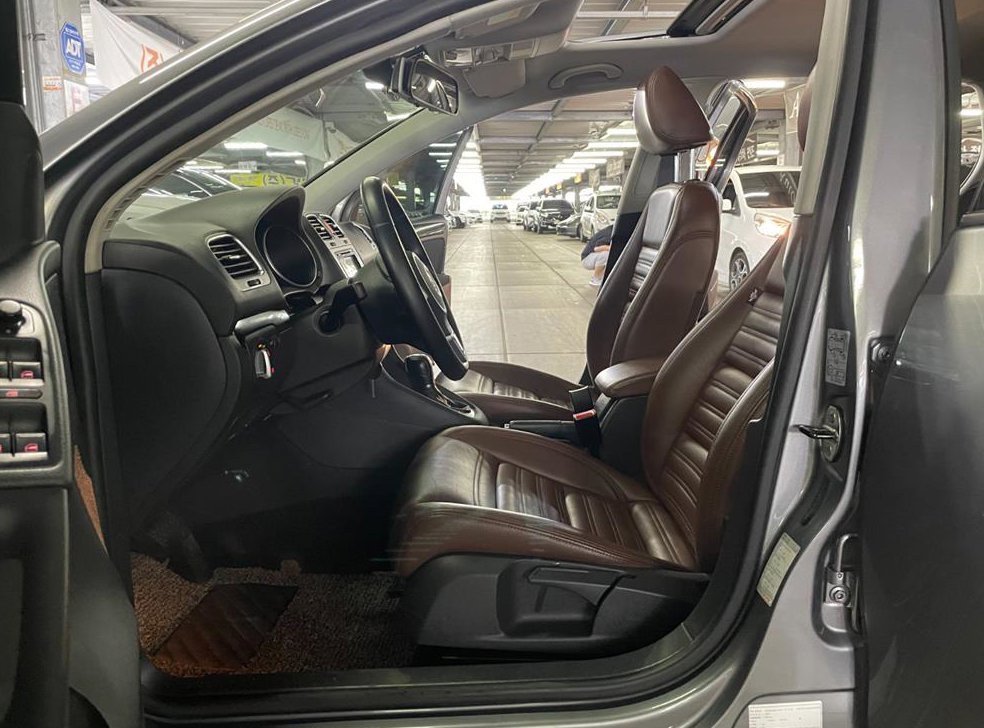 폭스바겐 골프 1.4 TSI 사진 8