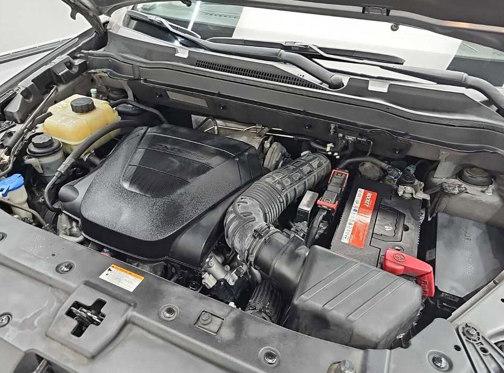 KG모빌리티(쌍용)  코란도 2WD 2.0 어드벤처 사진 5
