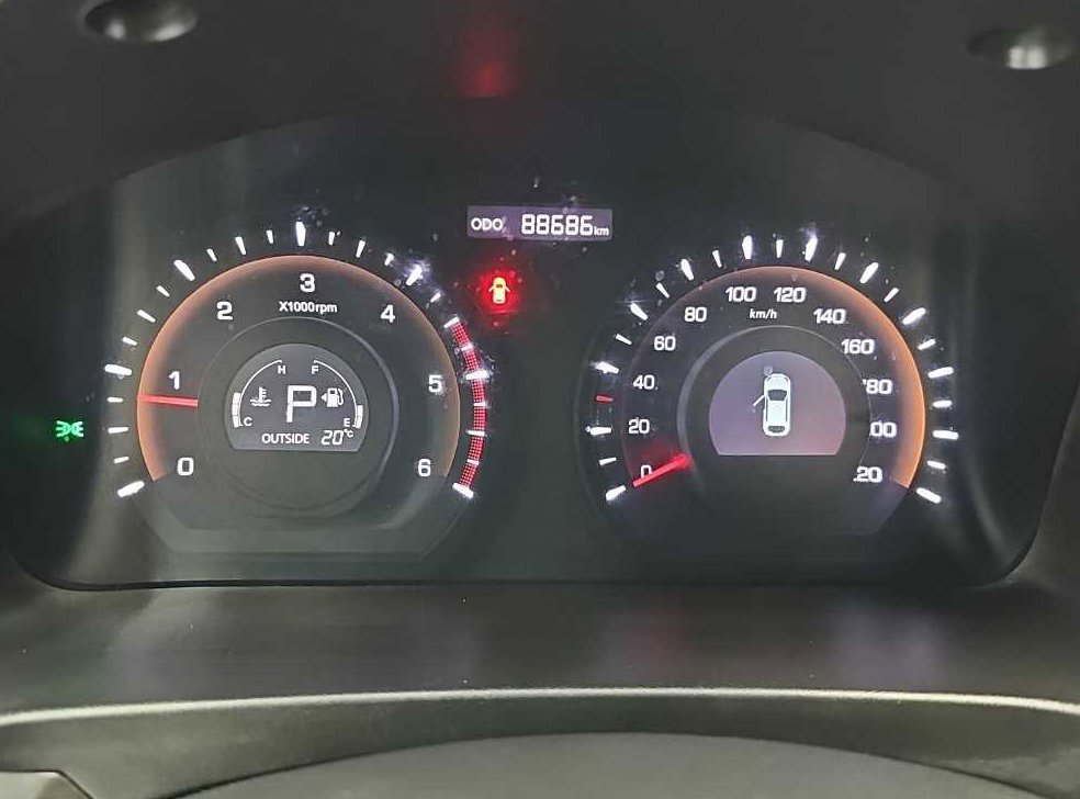 KG모빌리티(쌍용)  코란도 2WD 2.0 어드벤처 사진 6