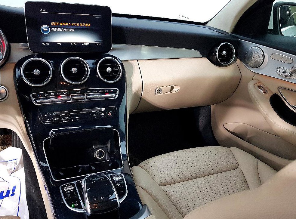 벤츠 C 클래스 C220 d 아방가르드 사진 10
