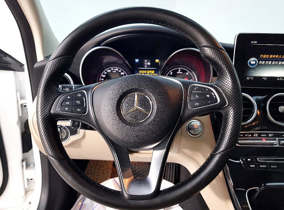 벤츠 C 클래스 C220 d 아방가르드 사진 11