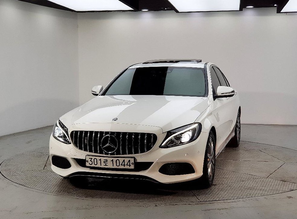벤츠 C 클래스 C220 d 아방가르드 사진 2