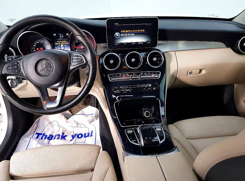 벤츠 C 클래스 C220 d 아방가르드 사진 5