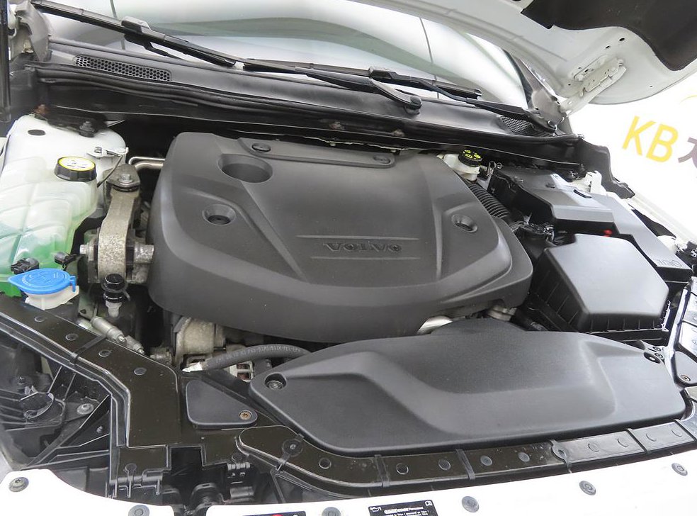 볼보 V40 D3 사진 19
