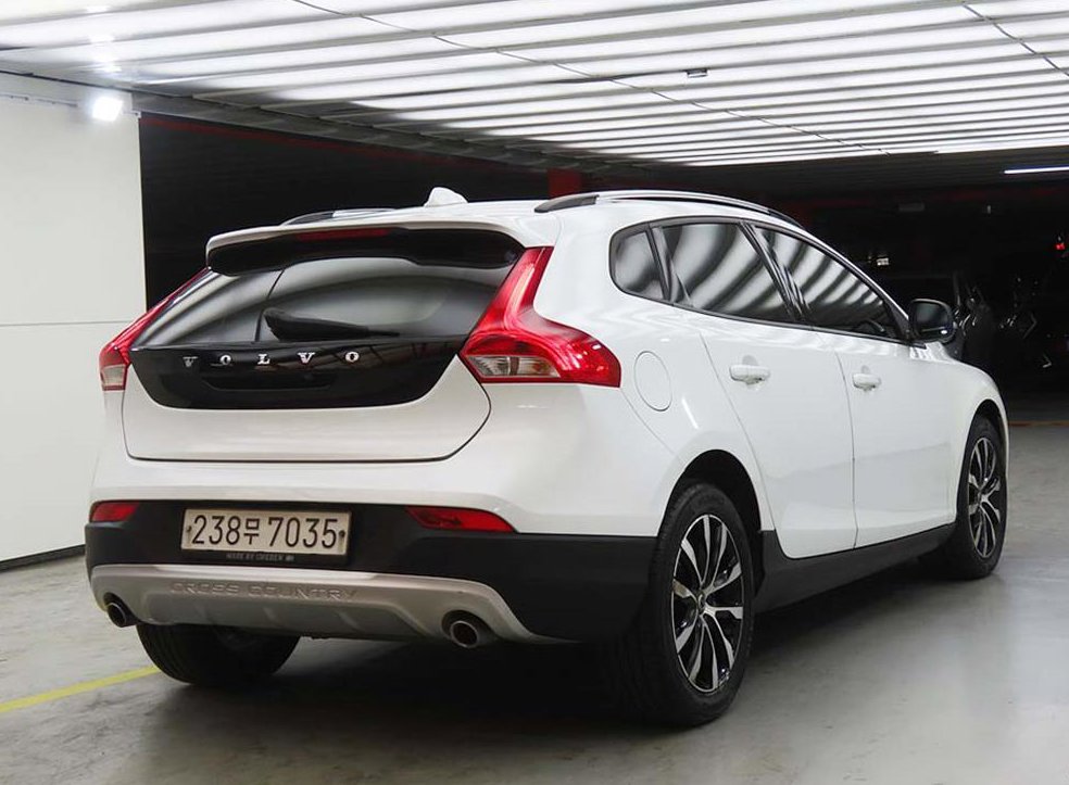 볼보 V40 D3 사진 4