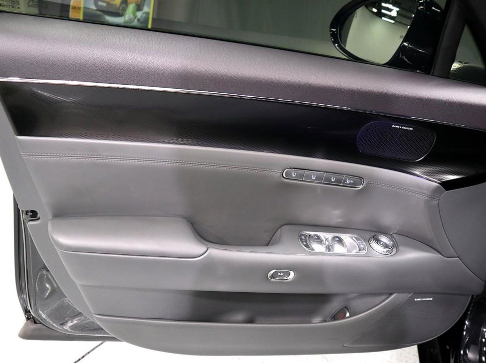 제네시스 G90 3.5T GDI e-S/C AWD 사진 8