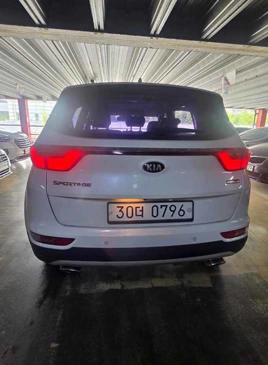 기아 스포티지 디젤 2.0 2WD 프레스티지 사진 3