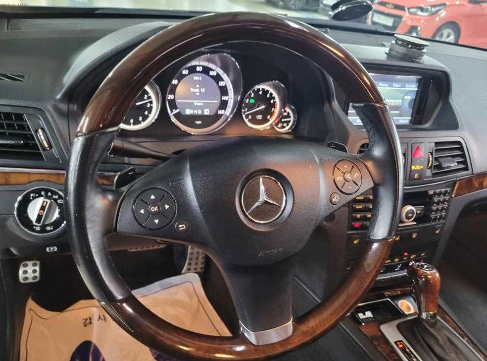 벤츠 E 클래스 E350 쿠페 사진 14