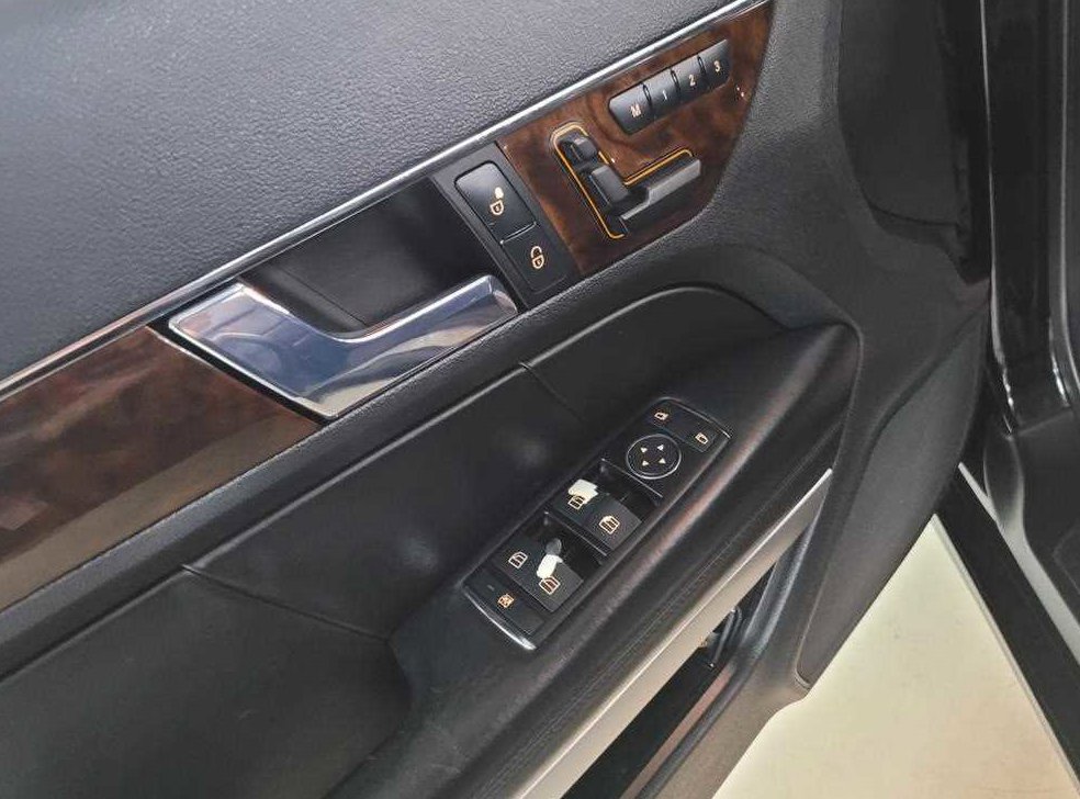 벤츠 E 클래스 E350 쿠페 사진 15