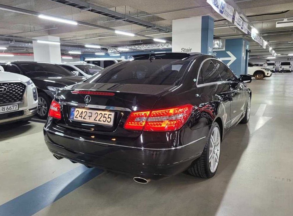 벤츠 E 클래스 E350 쿠페 사진 3