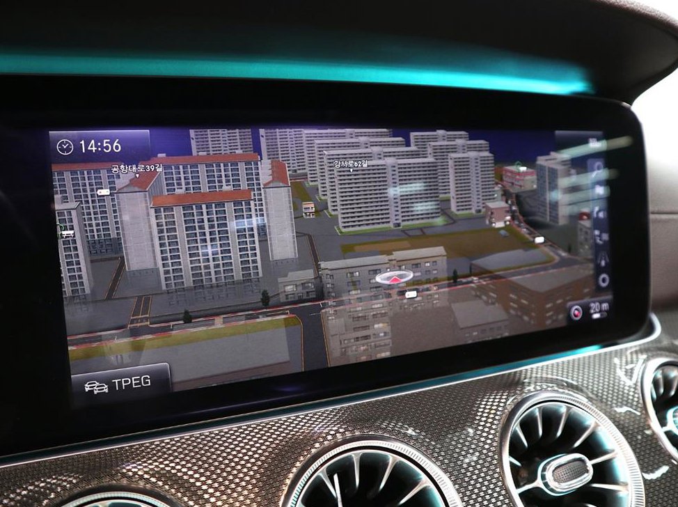 벤츠 CLS 클래스 CLS 300d AMG Line 사진 11