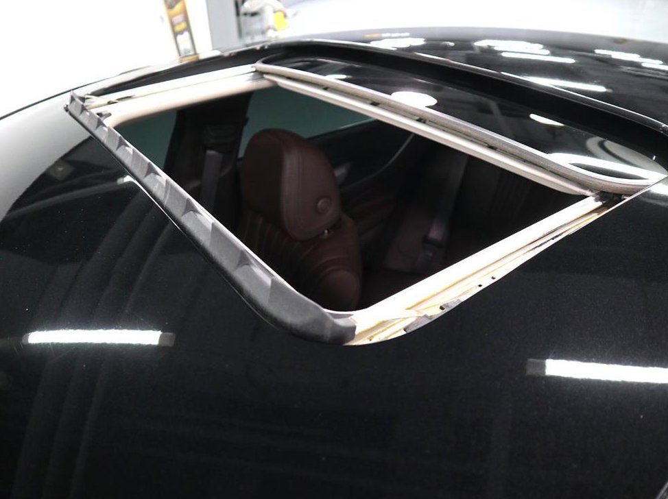 벤츠 CLS 클래스 CLS 300d AMG Line 사진 15