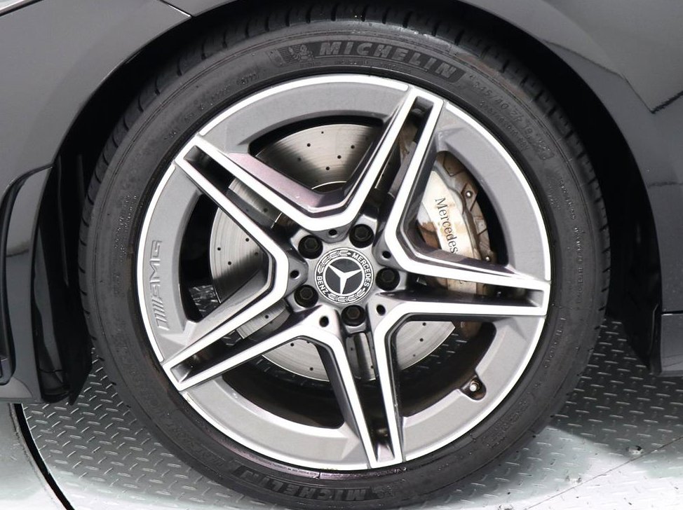 벤츠 CLS 클래스 CLS 300d AMG Line 사진 17