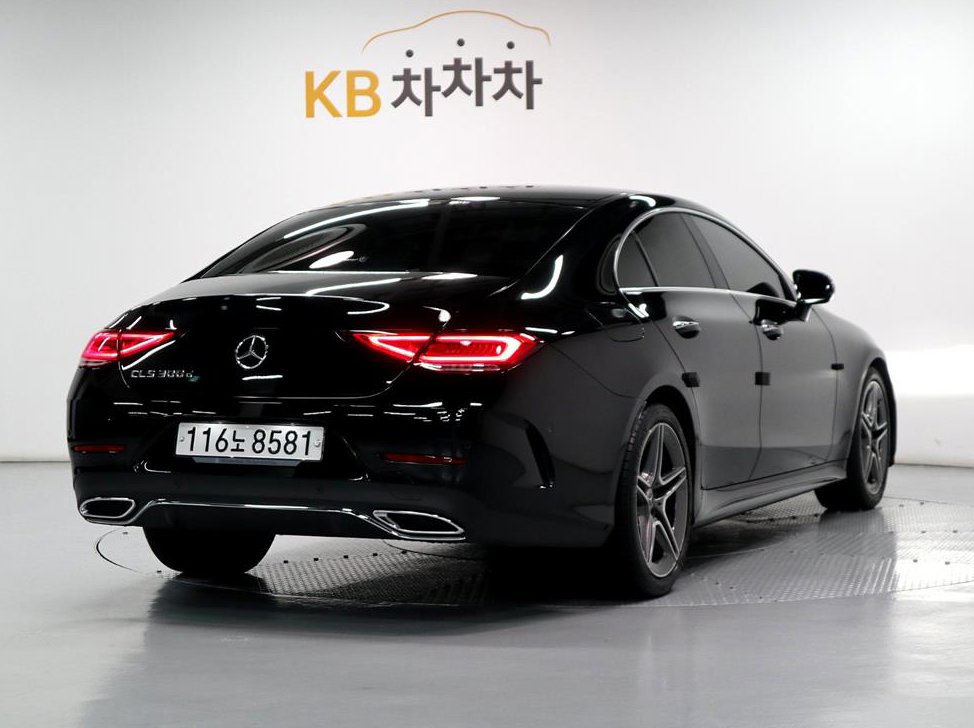 벤츠 CLS 클래스 CLS 300d AMG Line 사진 3
