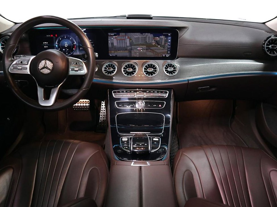벤츠 CLS 클래스 CLS 300d AMG Line 사진 4