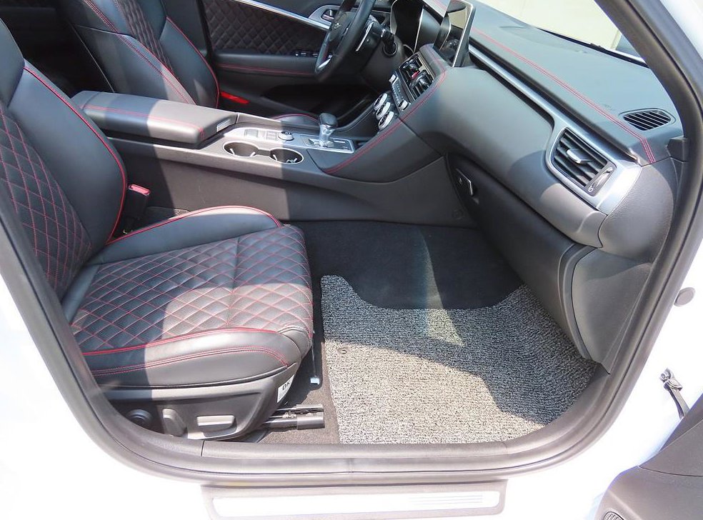 제네시스 G70 2.0T AWD 사진 7