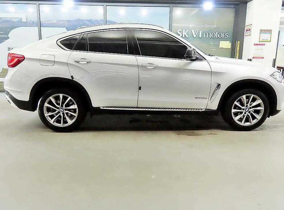 BMW X6 xDrive 30d 사진 3