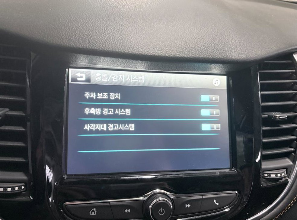 쉐보레 트랙스 가솔린 1.4 레드라인 사진 19