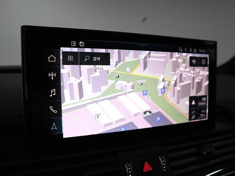 아우디 Q5 40 TDI 콰트로 프리미엄 스포트백 사진 12
