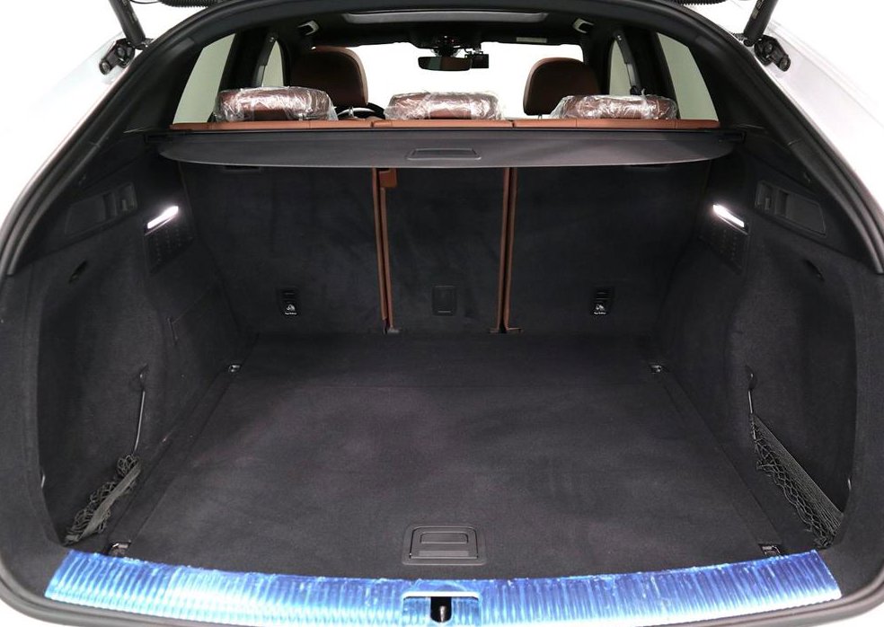 아우디 Q5 40 TDI 콰트로 프리미엄 스포트백 사진 18