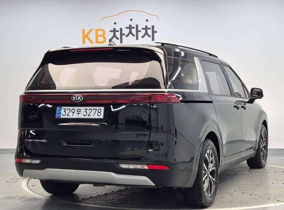 기아 카니발 디젤 9인승 프레스티지 사진 3