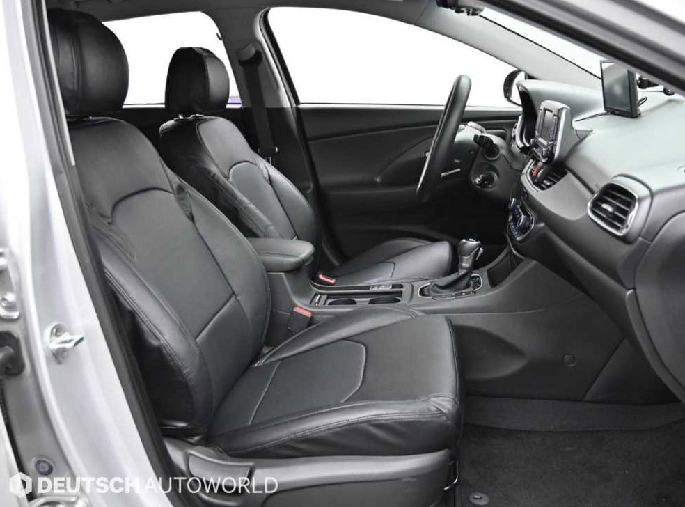 현대 i30 1.4 터보 사진 10